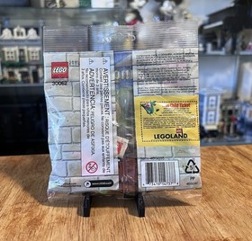 New Rare 2010 LEGO Kingdoms 30062 Target Practice Polybag Set Knight Minifigure
