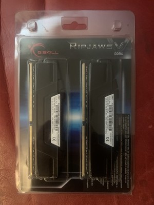 G.SKILL Ripjaws V 32GB (2x16GB) DDR4-3600 DIMM RAM Intel XMP F4-3600C16D