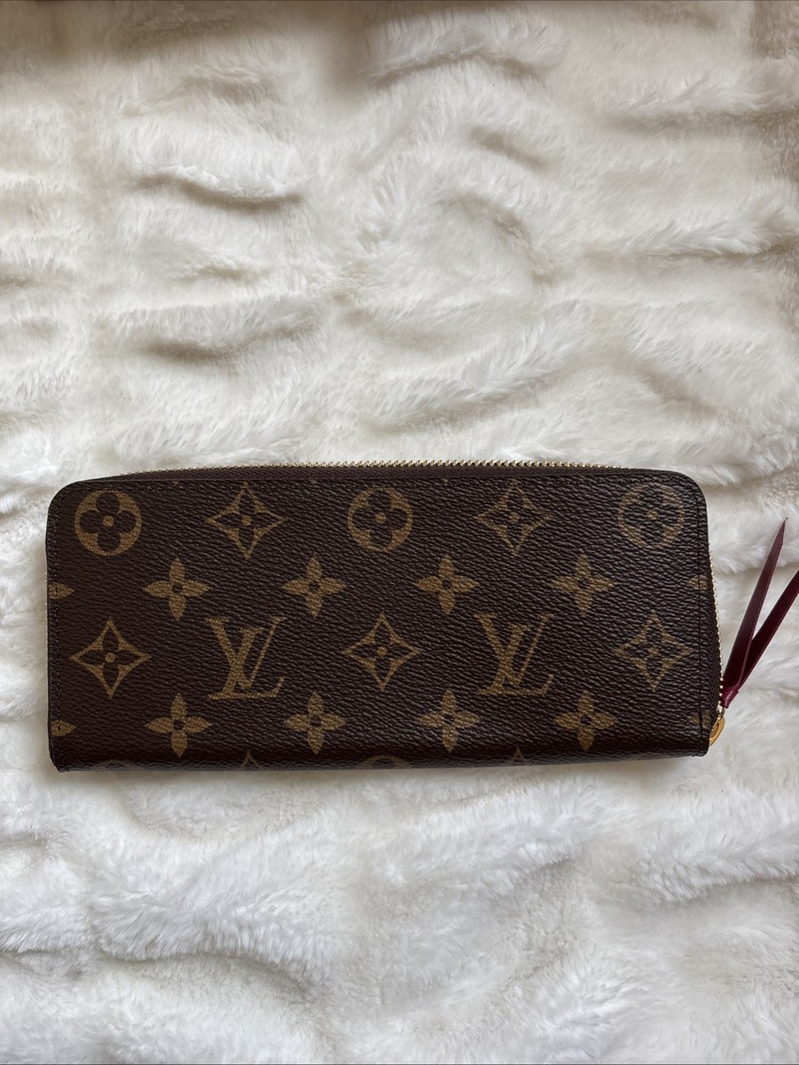 Louis Vuitton Clémence Monogram Women's Wallet - Fuchsia for