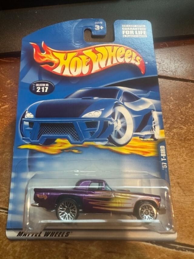 2000 Hot Wheels '57 T-Bird #217 Regular Card