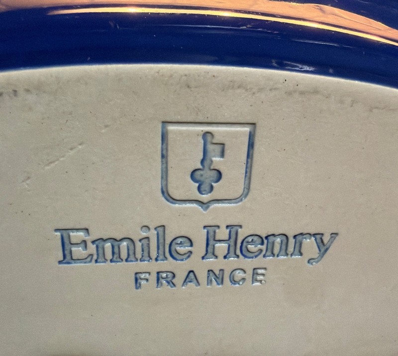 Emile Henry Oval Cobalt Ruffle Edge Baker Casserole 9.5 X 15” FRANCE. Oven 500