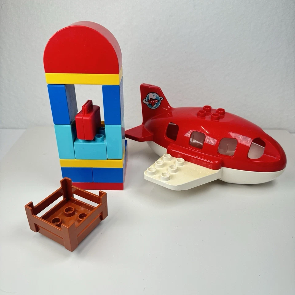 Lego Duplo 10590 Aeropuerto Set Incompleto Avión Rojo Terminal Accesorios Foto 4 de 4