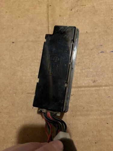 1999 Kia Sportage Left Front Driver Master Window Switch Replacement Foto 4 de 4