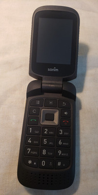 Sonim XP3 XP3800 VERIZON 4G LTE 8GB Rugged Flip Phone  Camera~ Senior Use Phone