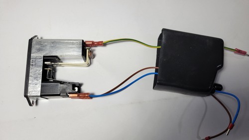 SCHURTER MODULI INGRESSO ALIMENTAZIONE A CORRENTE ALTERNATA FILTRO 2A, 2 POLI,CD24.4101.151, 250V, montaggio pannello - Foto 5 di 12