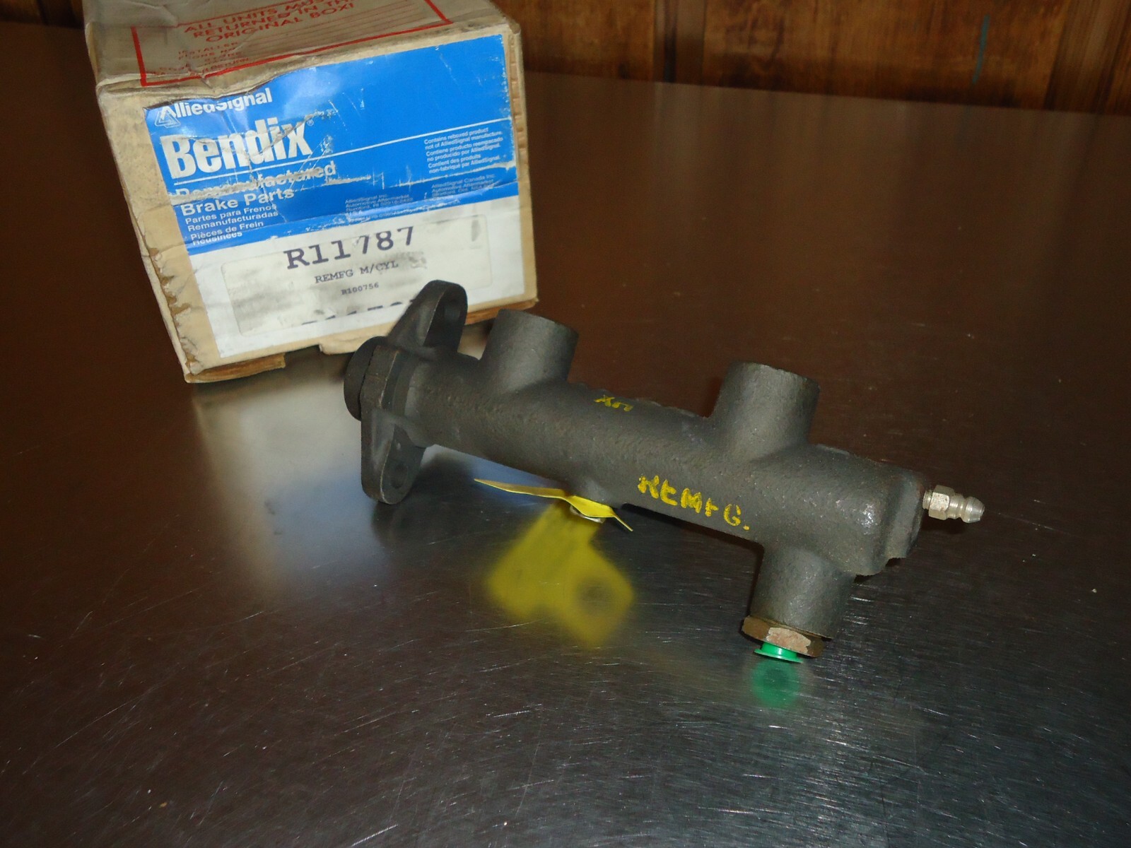 New Reman Bendix Brake Master Cylinder R11787 Fits 1977 Mazda Truck