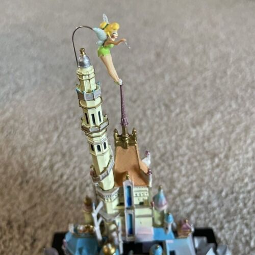 Disney 100 Anniversary HONG KONG Disneyland Cinderella Castle Tinkerbell Figur - Bild 3 von 12