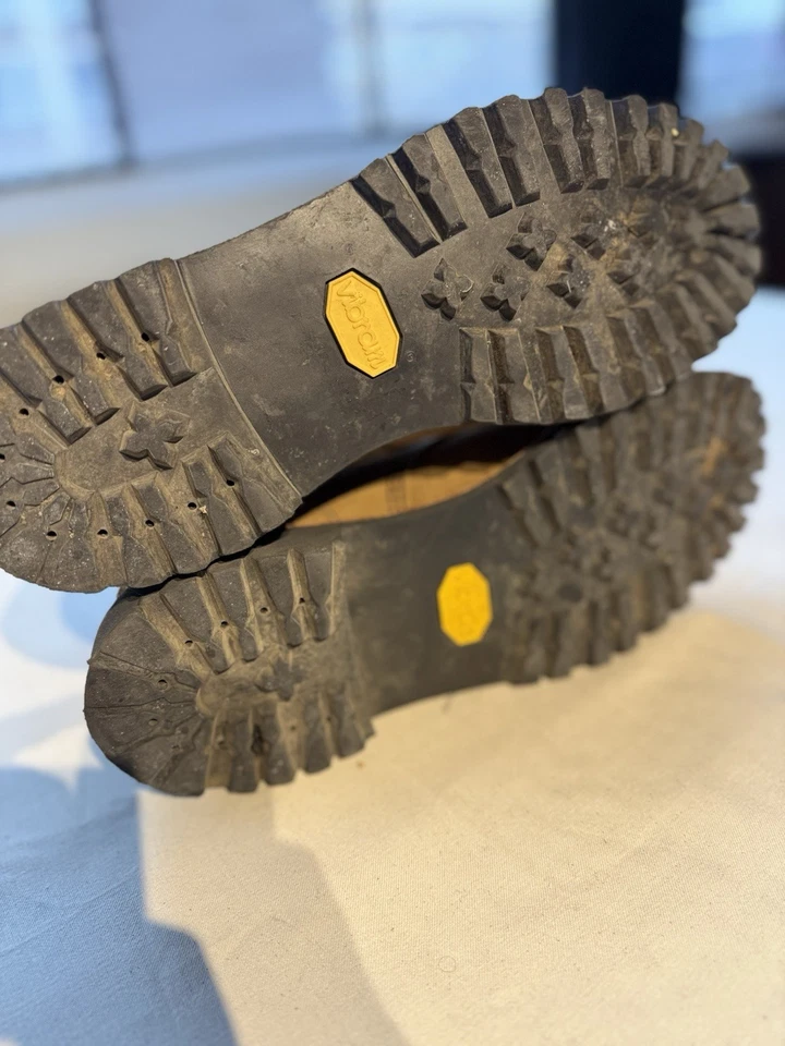 Red Wing Shoes Men's Camel Swede Leather Lace Up Boots Size 12 D Made In USA - Image 4 of 4