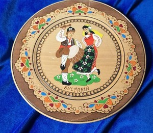 Vintage Bulgarian pyrography hand painted wood wall hanging plate folk dancers