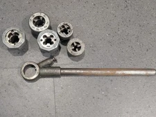 Toledo Pipe Threading Machine Co Ratchet Pipe, Pipe dies Vintage, Beaver,NYE