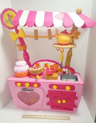 Lalaloopsy Magic Kitchen 2 in 1 Cafe To Kitchen  Playset Oven Sink 