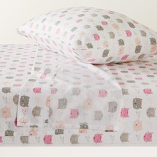 Amazon Basics Kid's Soft, Breathable, Easy-Wash Microfiber 3-Piece Sheet Set wit