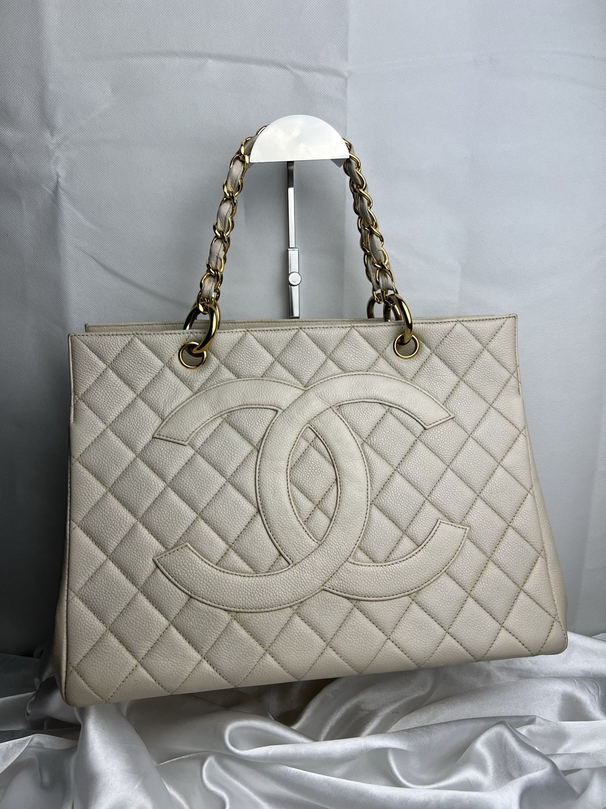 Authentic Vintage Chanel Grand Shopping Tote – Beige Claire Caviar with 24k GHW