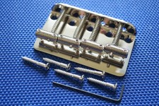 Fender Squier 60s RI Classic Vibe Basso di Precisione, 4 Selle BRIDGE, Nichel