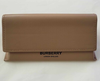 Burberry Black Oversized Sunglasses with Tan Leather Sunglasses Case Burberry BE4293 Top Black & Vintage Check 56mm Sunglasses main image 4