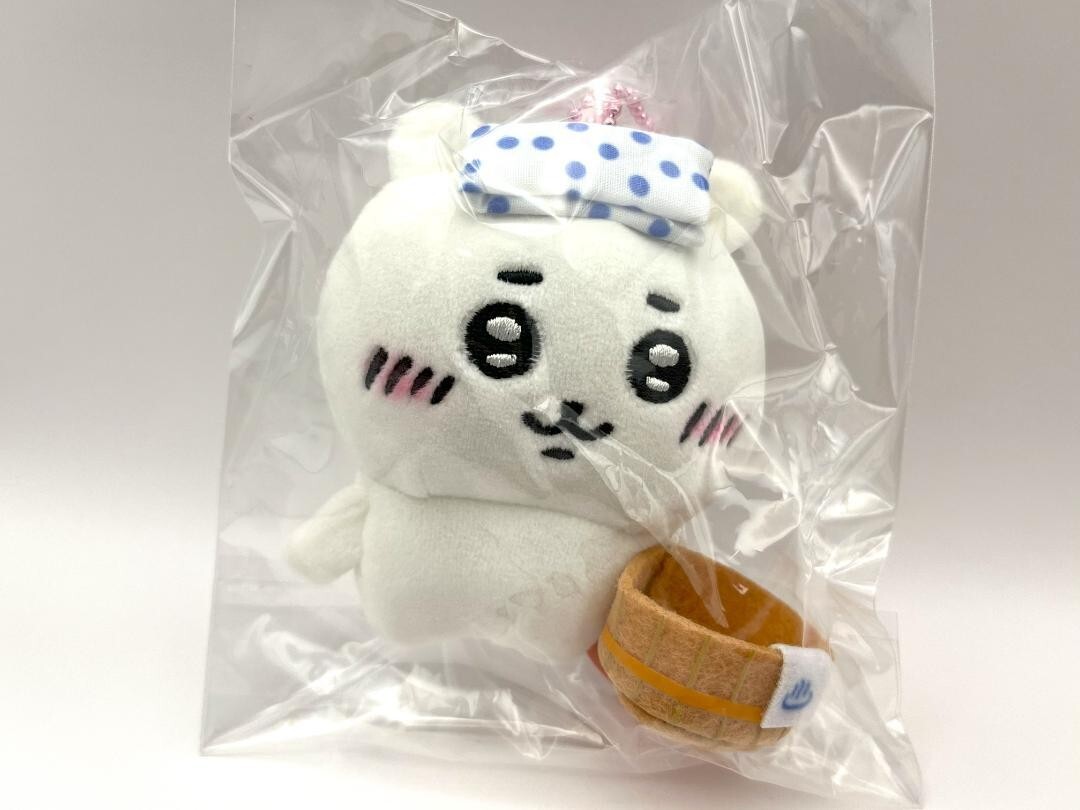 NEW Hot Spring Limited Chiikawa Hot Spring Plush Keychain Chika JP