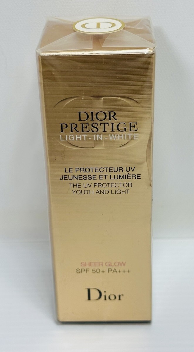 Dior Prestige Light in White UVプロテクター 01 Dior PRESTIGE LIGHT-IN-WHITE LE PROTECTEUR UV Mineral BB or