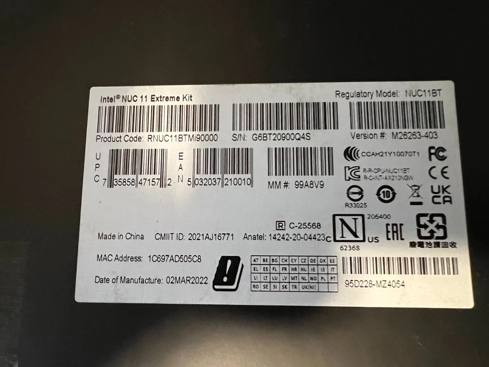 Intel RNUC11BTMI90001 Core i9-11900KB 3.3 GHz Mini PC Gaming Barebone System - Image 2 of 2