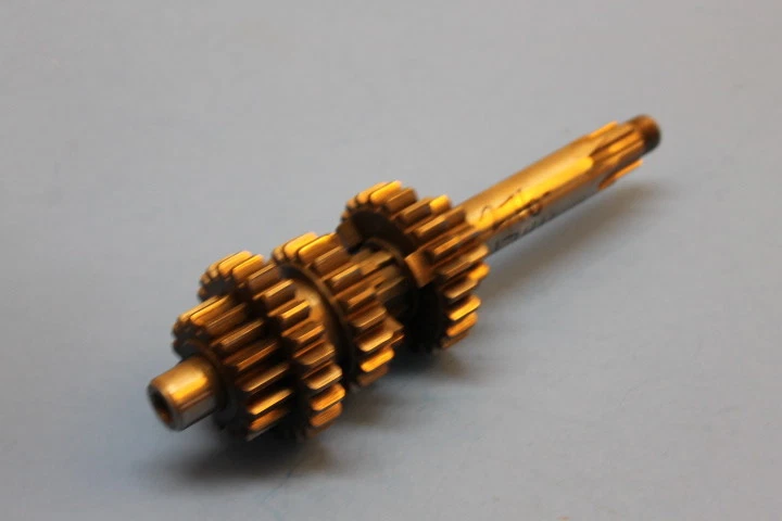 NOS YAMAHA HT1 HT1MX MAIN AXLE ASSY PART# 276-17411-01-00 - Image 3 of 4