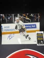 Nick Bonino Autographed Pittsburgh Penguins Signed 11x14 Photo JSA COA NHL AUTO