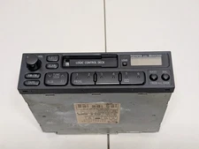 Toyota Factory Radio 86120-33080, 56403 Car No 1 Button