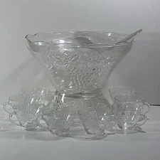 EUC Anchor Hocking Harvest Grape Vine Punch Bowl Set Base Stand with 8 cups
