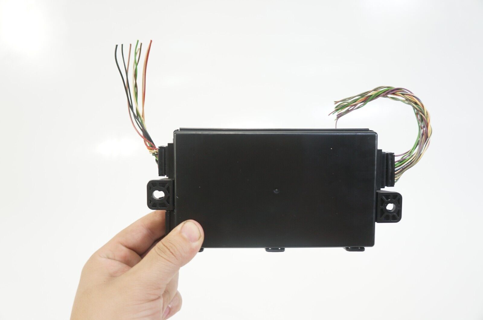 14-2017 Maserati Ghibli Passive Entry RF Hub Control Module ECU OEM