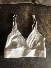 Ruby Ribbon 32 Comfort Demi Demiette Whisper with Minor Flaw Retired