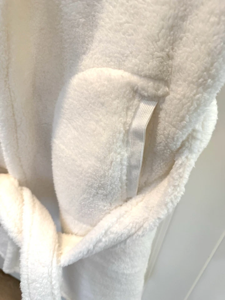 Pottery Barn с капюшоном пушистый халат маленький слоновой кости плюшевый новый открытая коробка - Изображение 4 из 4