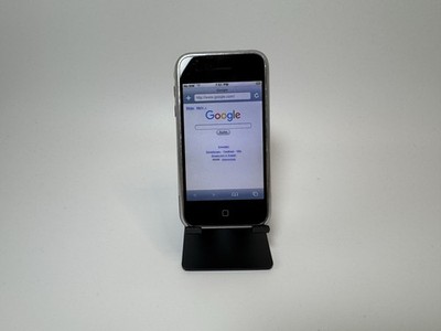 Apple iPhone 2G 4GB iOS 1.0 mit Ladekabel FireWire, Zubehörpaket