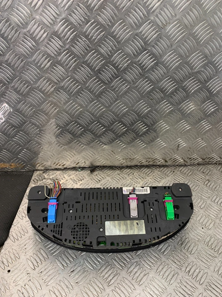 2000 AUDI S4 B5 SPEEDOMETER INSTRUMENT CLUSTER 8D0920980 #2 - Image 3 of 4