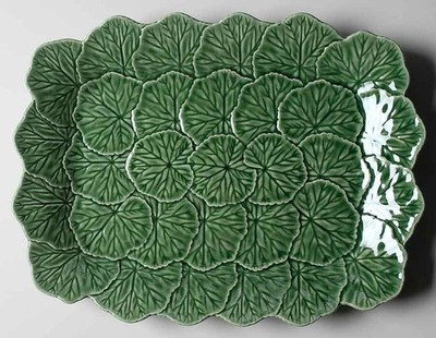 Bordallo Pinheiro Geranium Green 15'' Rectangular Serving Platter 7643905