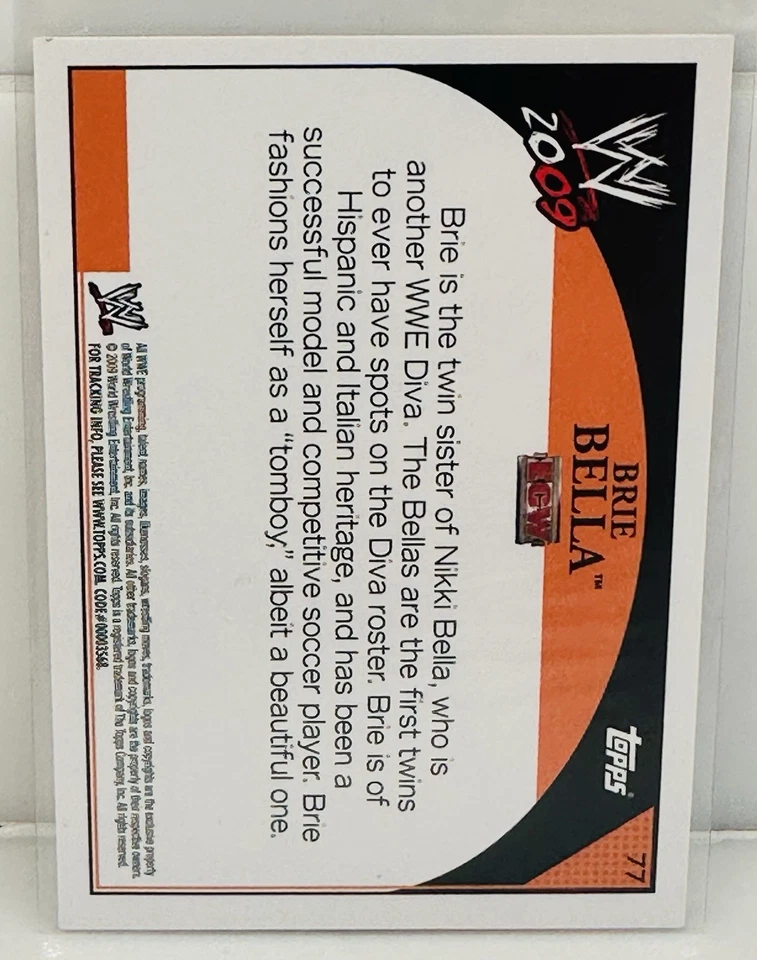 Brie Bella 2009 Topps WWE #77 RC Novato Salón de la fama Lucha libre Foto 2 de 2