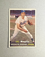 1957 Topps # 5 Sal Maglie Vintage Baseball Cards.  EX+