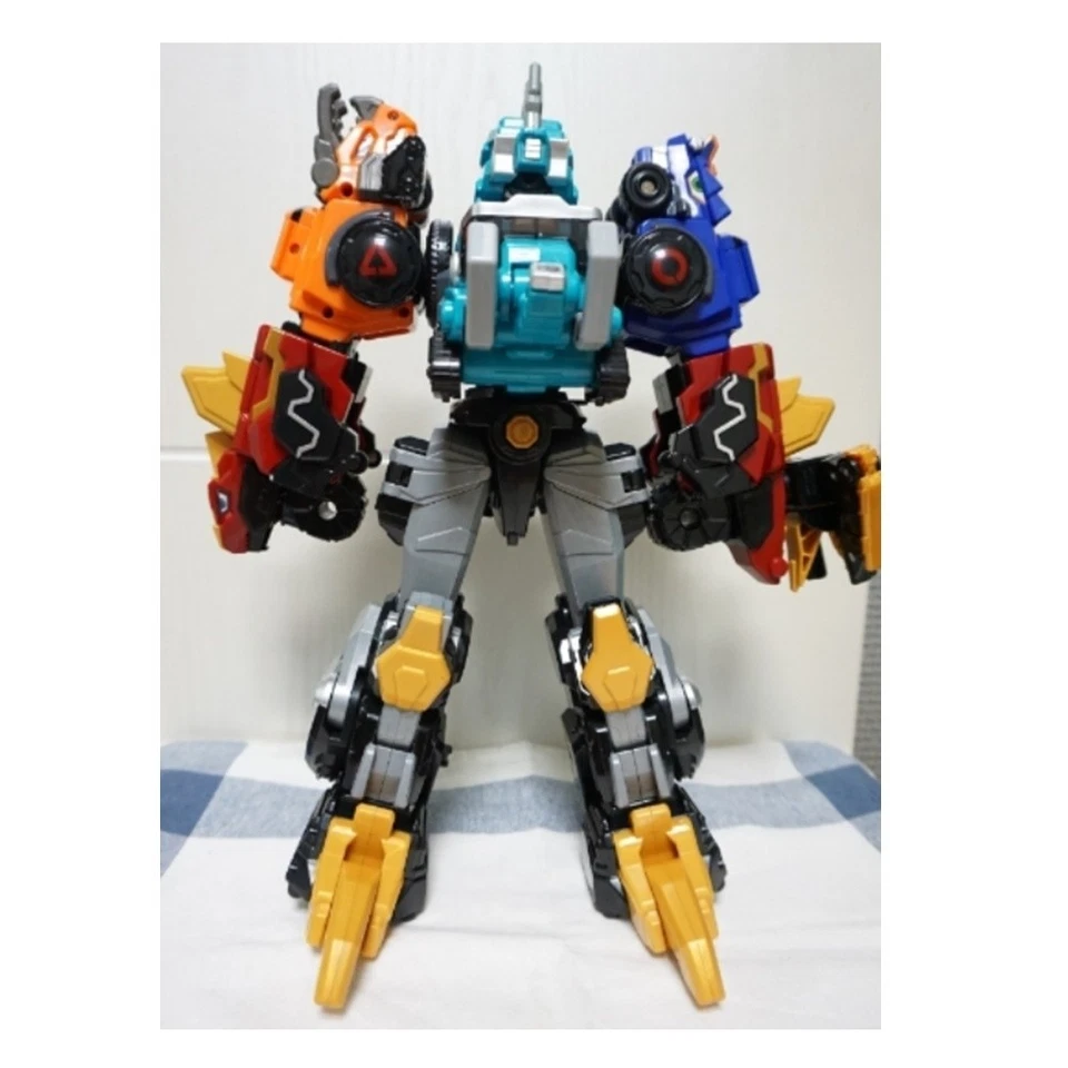 Dino Core Ultra D-Saber MAMMOTH Transforming Robot [USED ITEM] - Image 2 of 4