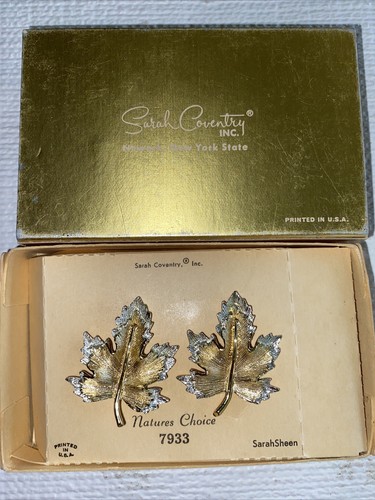 Sarah Coventry “Natures Choice” #7933 Clip on Earrings 1960s Original Box
