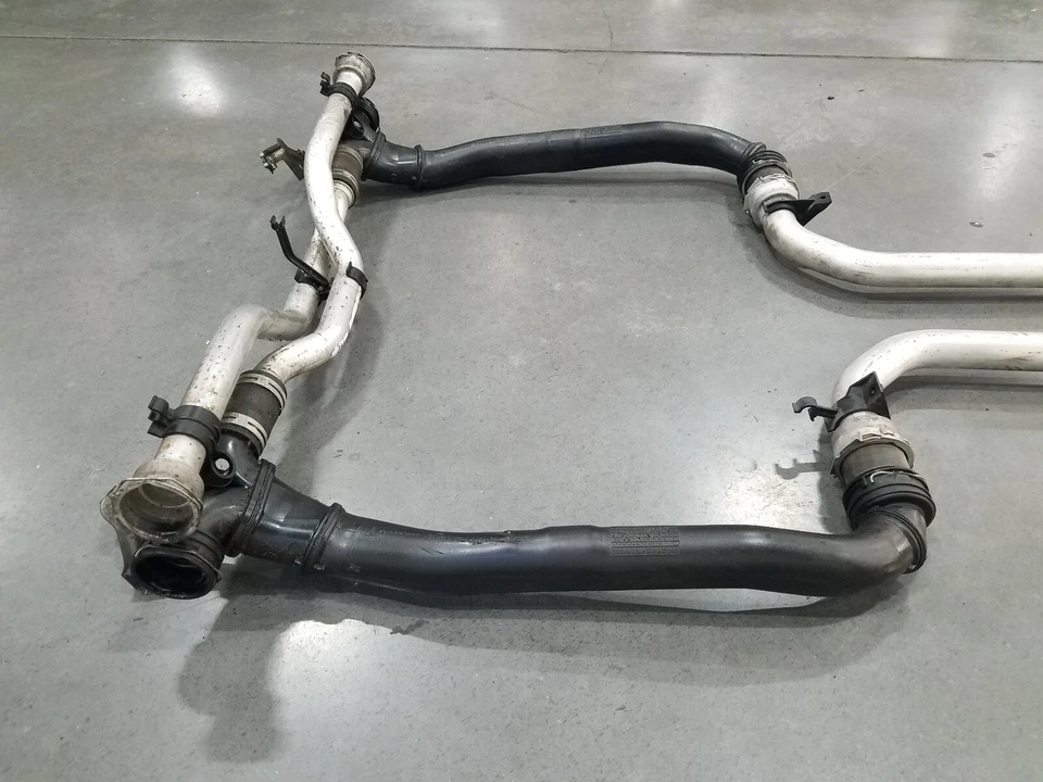 2008 保时捷 911 Turbo 997 冷却液管/交叉和隧道 #8341 Y7 — 第 4/4 张图片