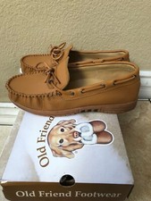 Old Friend Footwear Men s Genuine Leather Moccasin Tan Size 8 New with box