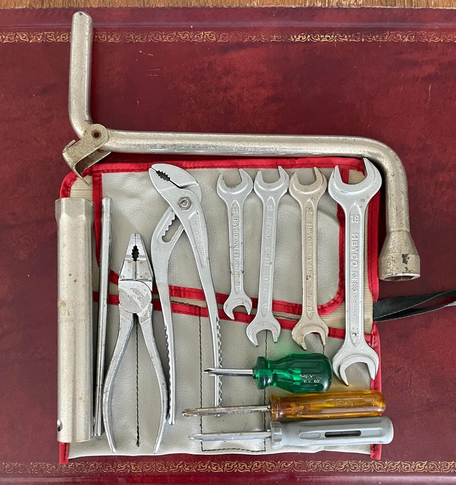 BMW OEM E10, 1500,1600, 1800, 2002 Tii, ALPINA & TURBO Tool Kit - Image 4 of 4