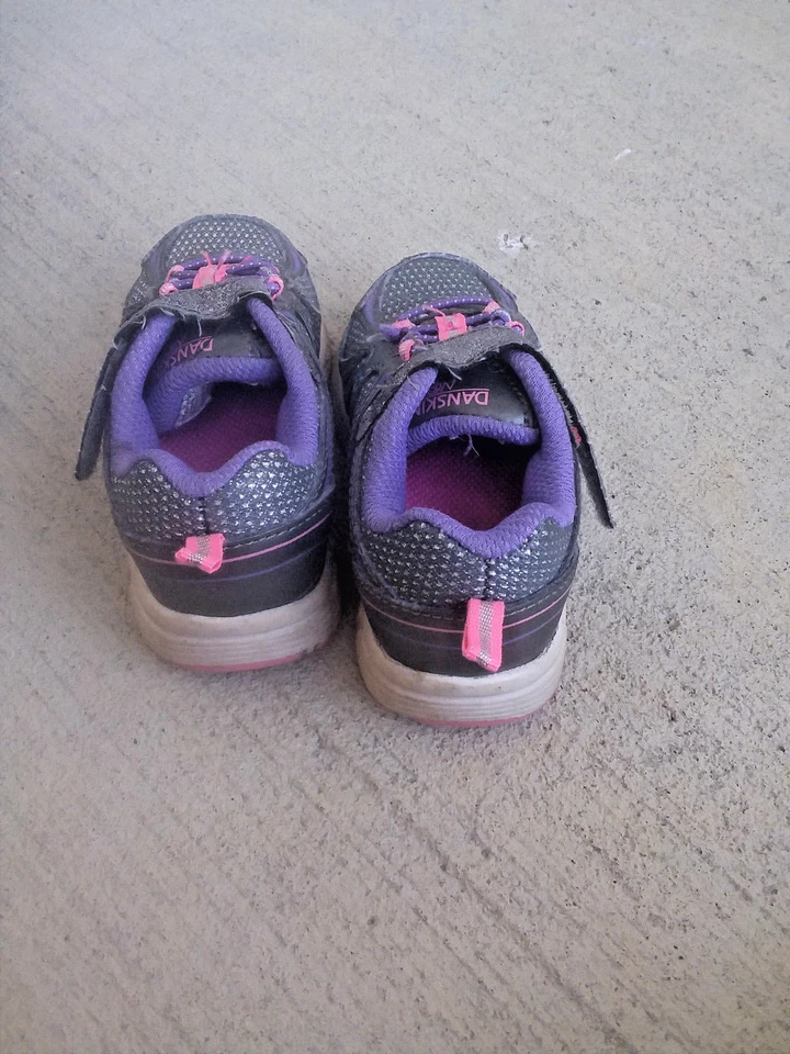 Danskin Now Glitter toddler girl sneakers size 7 - Image 3 of 4