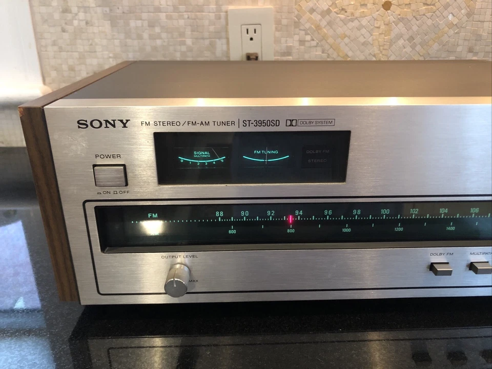 Sony FM Stereo FM-AM Tuner ST-3950SD Perfect Working Condition - image 2 of 4