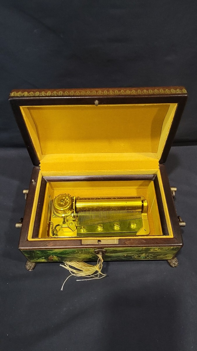 Vintage Reuge 50 Valves Music Box 4 Songs, Treasure Chest Vintage Reuge 50 Valves Music Box 4 Songs, Treasure Chest