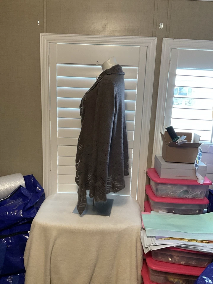 Novo com etiquetas Decreto Suéter Cardigã Feminino XL Bronzeado Casual Confortável Retrô Anos 90 Y2K Casual - Imagem 4 de 4