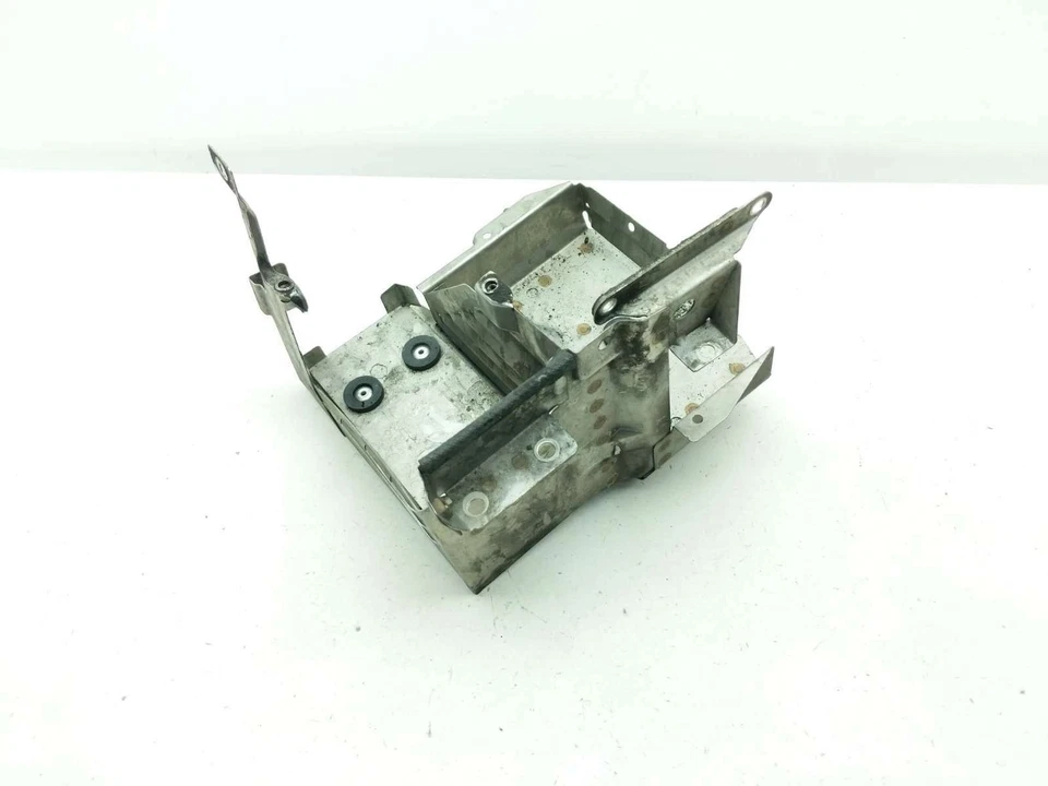 Кронштейн для крепления лотка аккумулятора 03 BMW K1200RS - Изображение 4 из 4