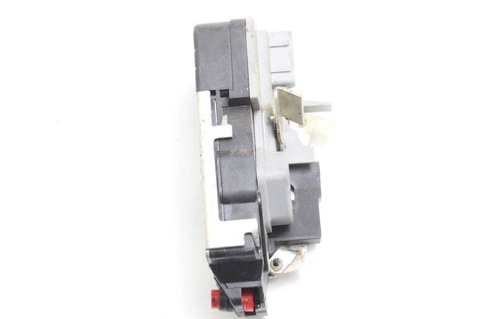 Cerradura puerta trasera derecha Lada KALINA 1 BERLINA 1117 10-2011 Foto 2 de 4