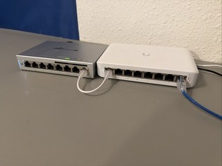 LOT of 2x Ubiquiti UniFi Switches 1x USW Lite 8 PoE & 1x US 8 60W 8 Port PoE