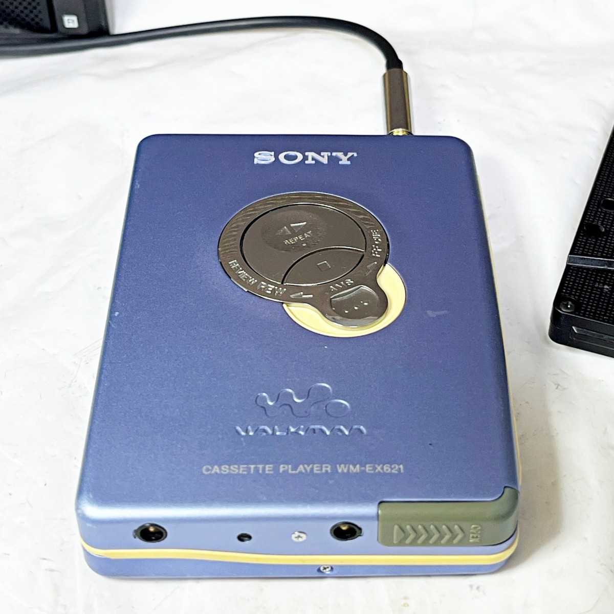 SONY WM-EX621 2001 Purple Walkman Vintage Cassette Player From