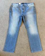 NWT Nautica Men's Straight Fit Men's Blue Jeans - Size 40 x 34