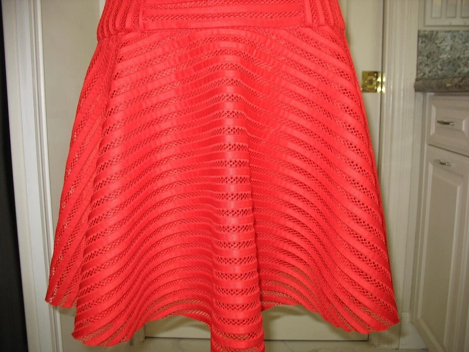 BLACK HALO TRUE RED SLEEVELESS DROPPED WAIST DRESS - Size 4 - Image 3 of 4