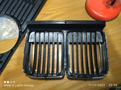 BMW E30 Early Model Full NOS Front Grill Set 3 Series Sedan